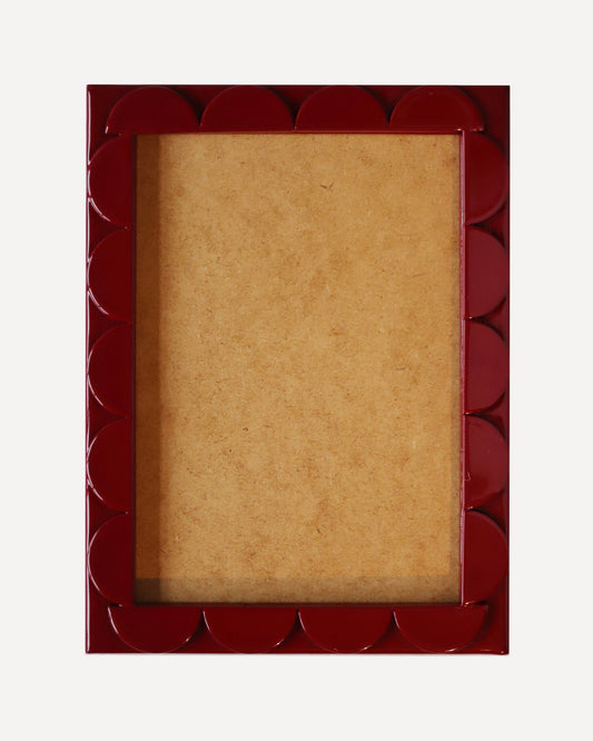 Burgundy Lacquered Scallop Frame