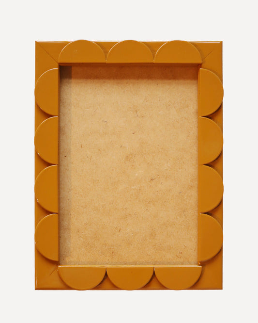 Mustard Lacquered Scallop Frame