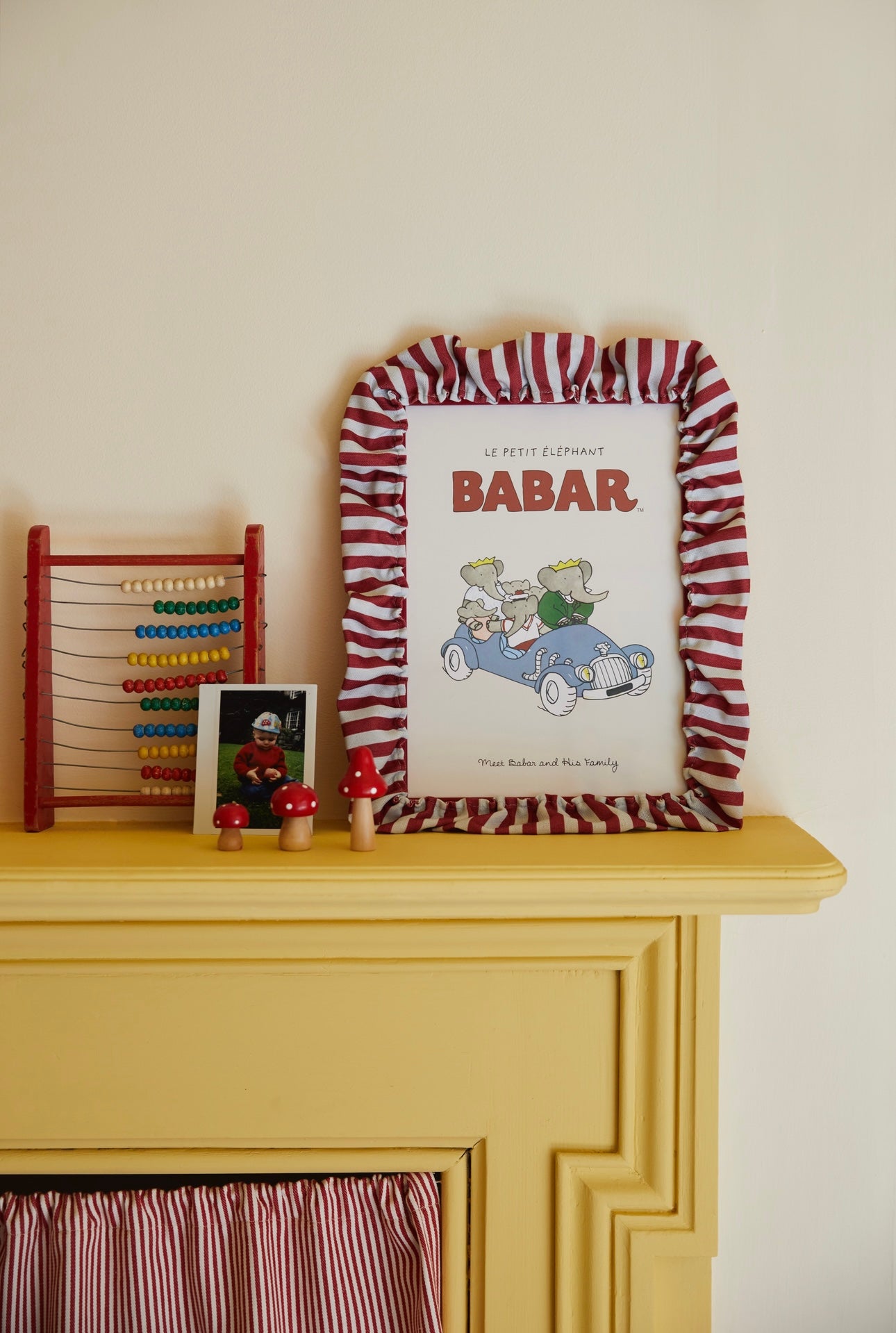 Cranberry Stripe Ruffle Frame