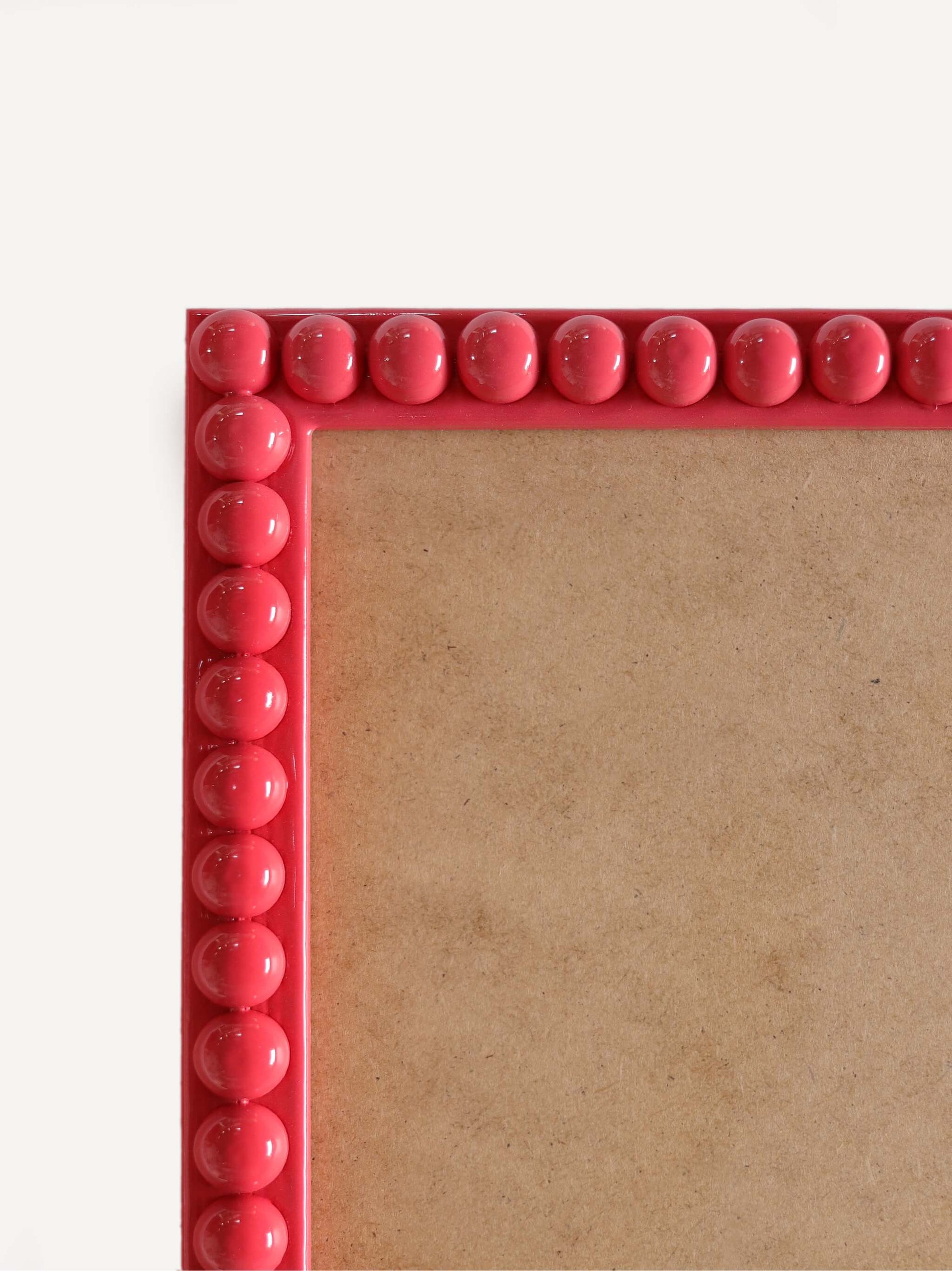 Raspberry Bobbin Frame close up