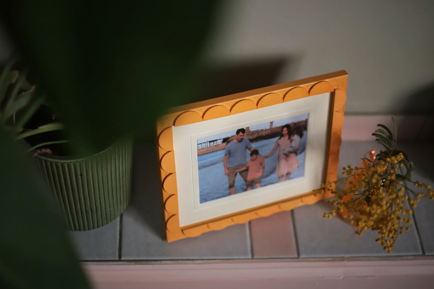 Butterscotch Stained Scallop Frame